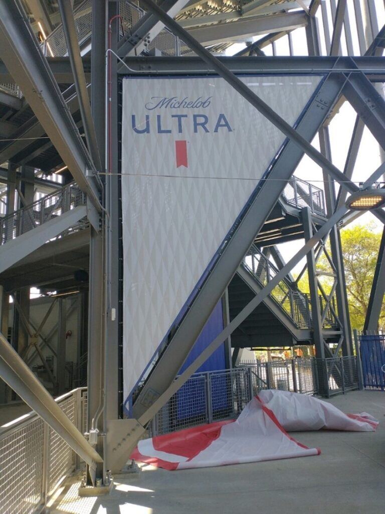 BannerFrameAIR