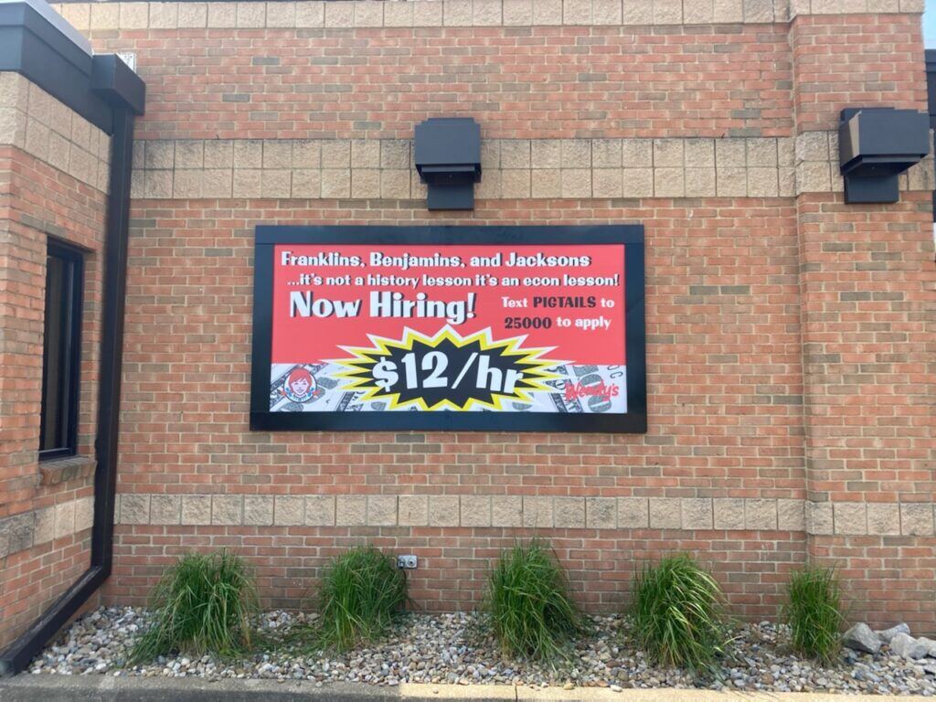 Wendys-Hiring-12-Lind-SignSpring-BannerFrame-Hinge-1024x768