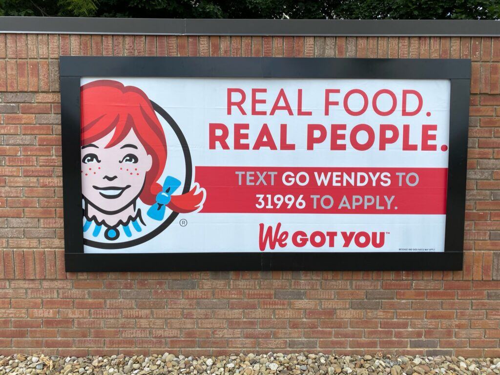 Wendys-Restaurant-Hiring-Lind-SignSpring-BannerFrame-Hinge-1024x768