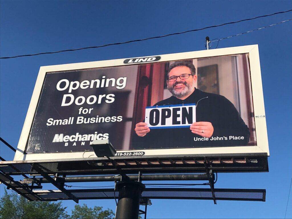 PosterSpring - Billboard Molding